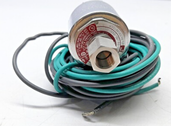 Distributeur pneumatique Versa E5SM-3201-23-CD-5100-D024